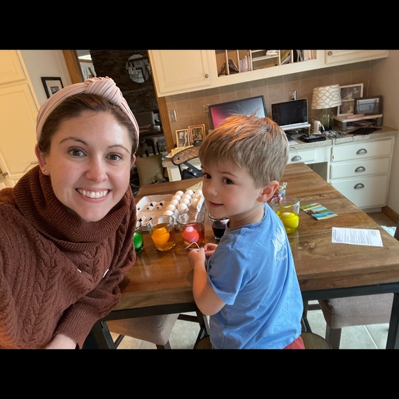 Meet your Posher, Emily - Picture 2 of 2